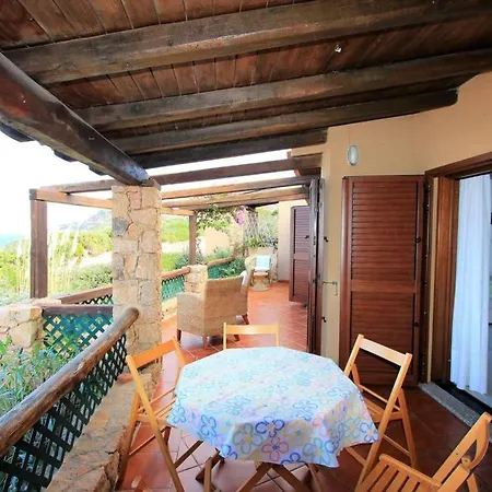 Semesterbostad Villino Delia-infinityholidays *