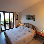 Villino Delia-infinityholidays Vakantiehuis Costa Paradiso
