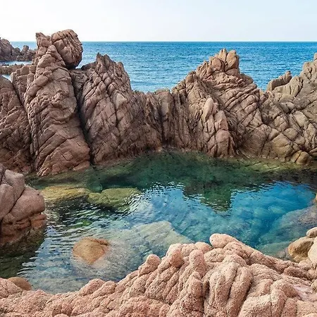 Villino Delia-infinityholidays * Costa Paradiso